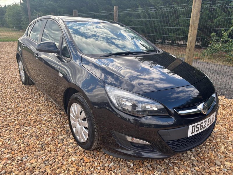 VAUXHALL ASTRA 1.4 16v Exclusiv Euro 5 5dr